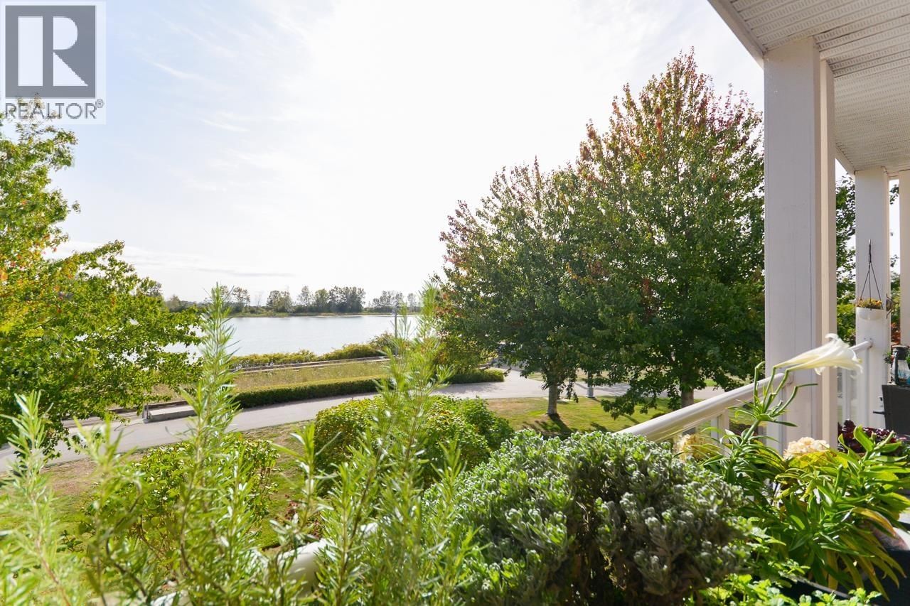 4500 WESTWATER Drive, Richmond, British Columbia V7E 6S1