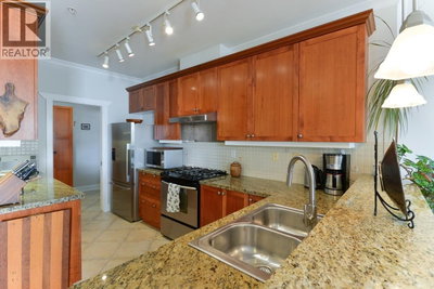 4500 WESTWATER Drive | Richmond British Columbia | Slide Image Nine