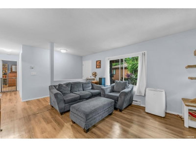 10620 150 Street | Surrey British Columbia | Slide Image Three