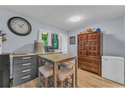 10620 150 Street | Surrey British Columbia | Slide Image Six