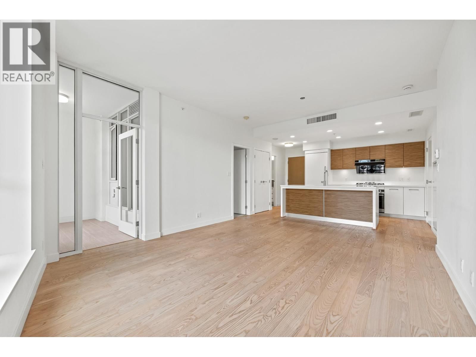 7333 MURDOCH Avenue, Richmond, British Columbia V6Y 0J8