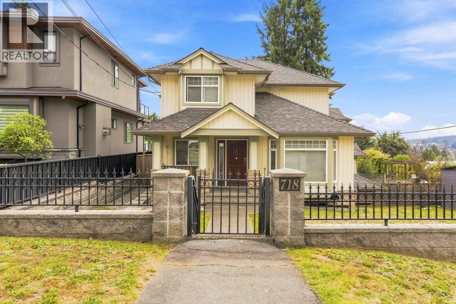 718 DELESTRE Avenue, Coquitlam, British Columbia V3K 2G3