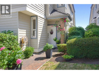 920 CITADEL Drive | Port Coquitlam British Columbia | Slide Image Two