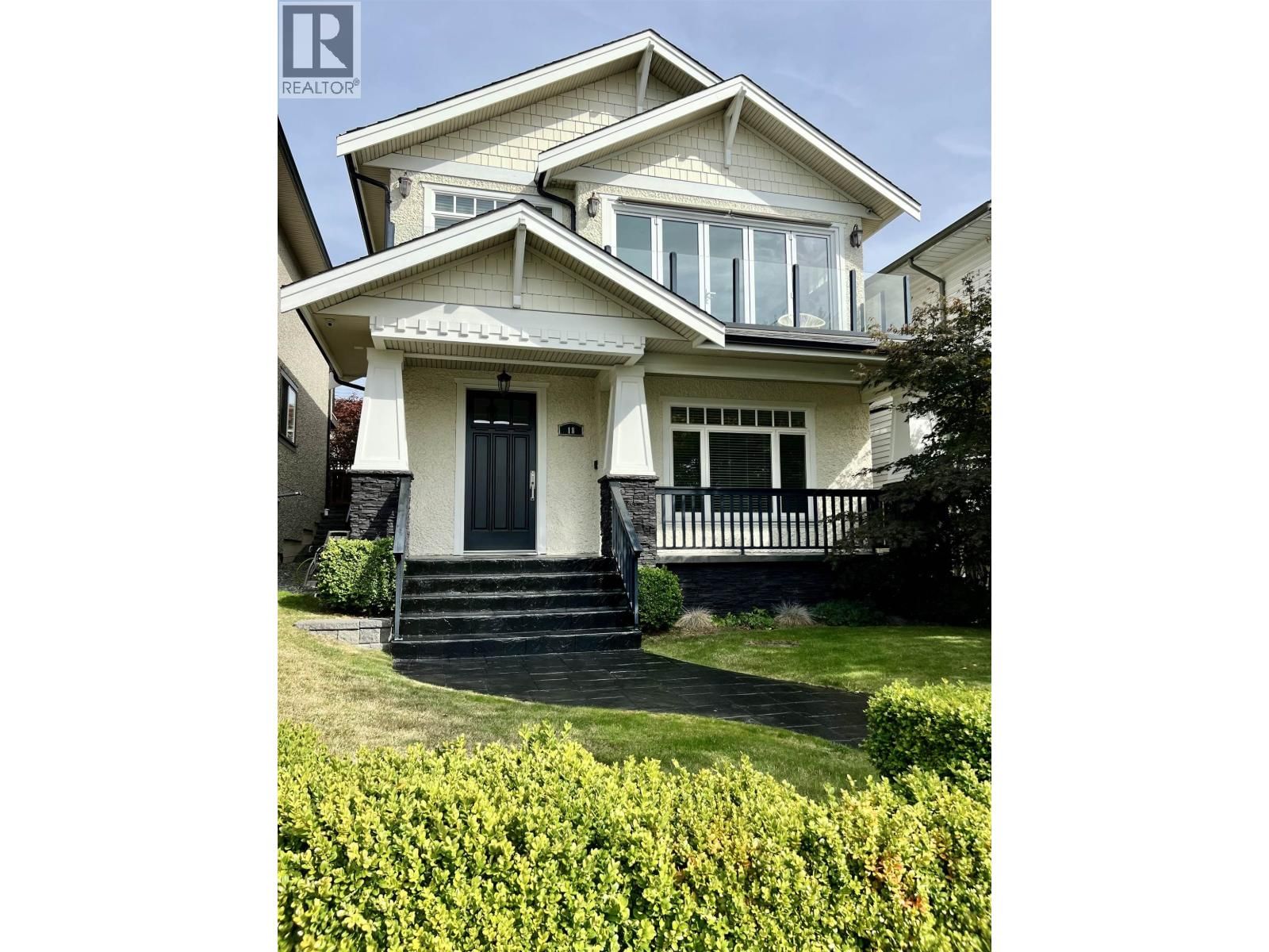 18 HYTHE Avenue, Burnaby, British Columbia V5B 3H7