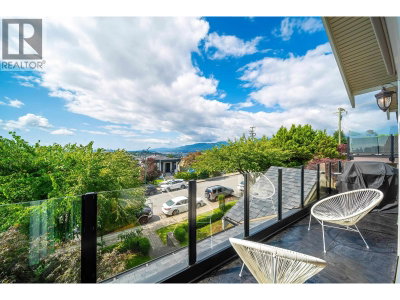 18 HYTHE Avenue | Burnaby British Columbia | Slide Image Thirty