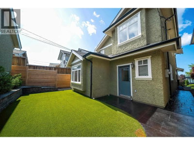 18 HYTHE Avenue | Burnaby British Columbia | Slide Image Thirty-three