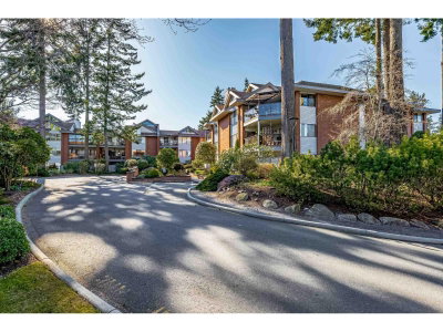 15270 17 Avenue | Surrey British Columbia | Slide Image Twenty-nine