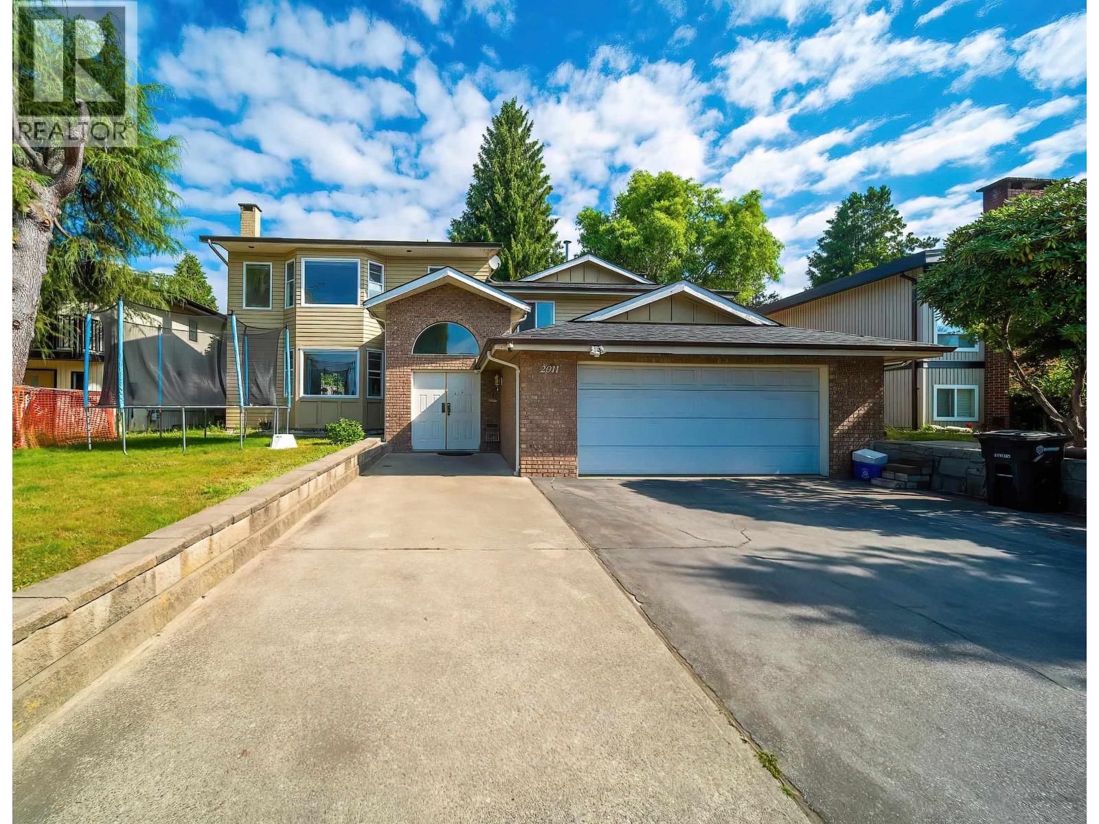 2011 PAULUS CRES, Burnaby, British Columbia V5A 2M2