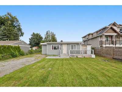 12441 113 Avenue | Surrey British Columbia | Slide Image Three