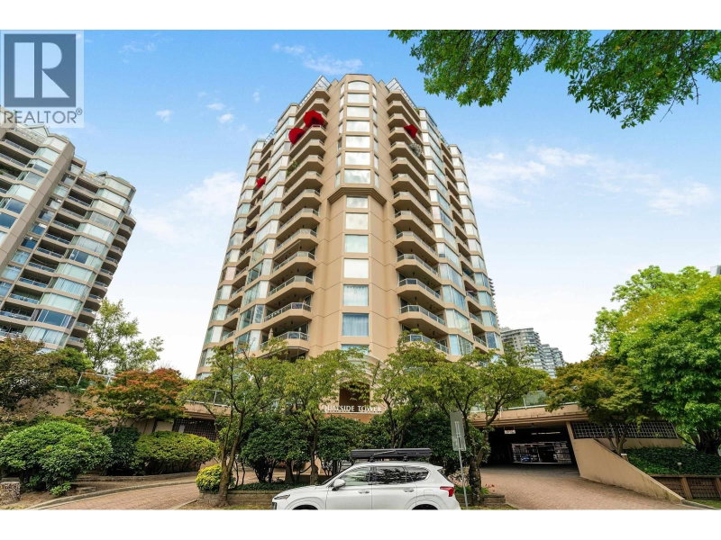 1045 QUAYSIDE Drive New Westminster British Columbia, V3M 6C9 - 3 Bedrooms Waterfront Condo For Sale