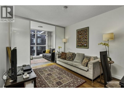 2080 BROADWAY | Vancouver British Columbia | Slide Image Eleven