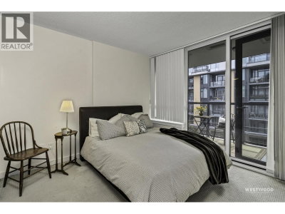 2080 BROADWAY | Vancouver British Columbia | Slide Image Thirteen