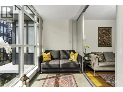 2080 BROADWAY | Vancouver British Columbia | Slide Image Twenty-one