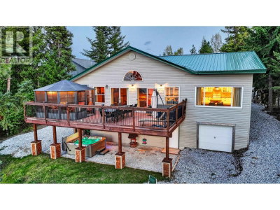55864 SOMERSET Drive | Cluculz Lake British Columbia | Slide Image Three