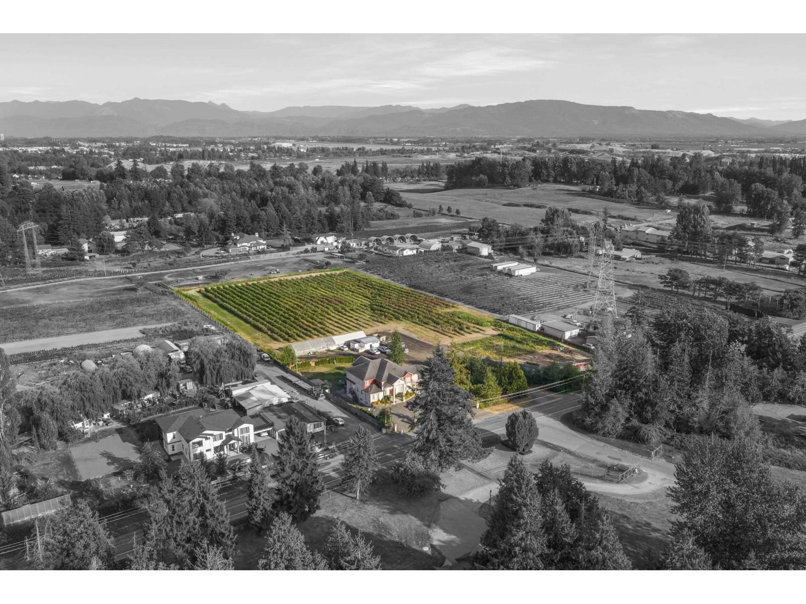 2338 BRADNER Road, Abbotsford, British Columbia V4X 1C3
