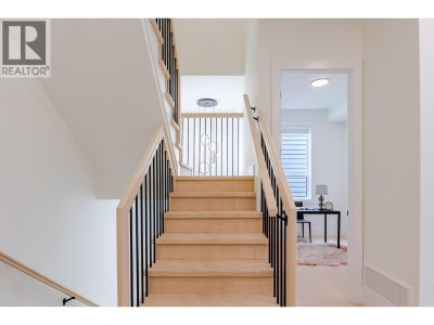 1045 QUADLING Avenue | Coquitlam British Columbia | Slide Image Fifteen