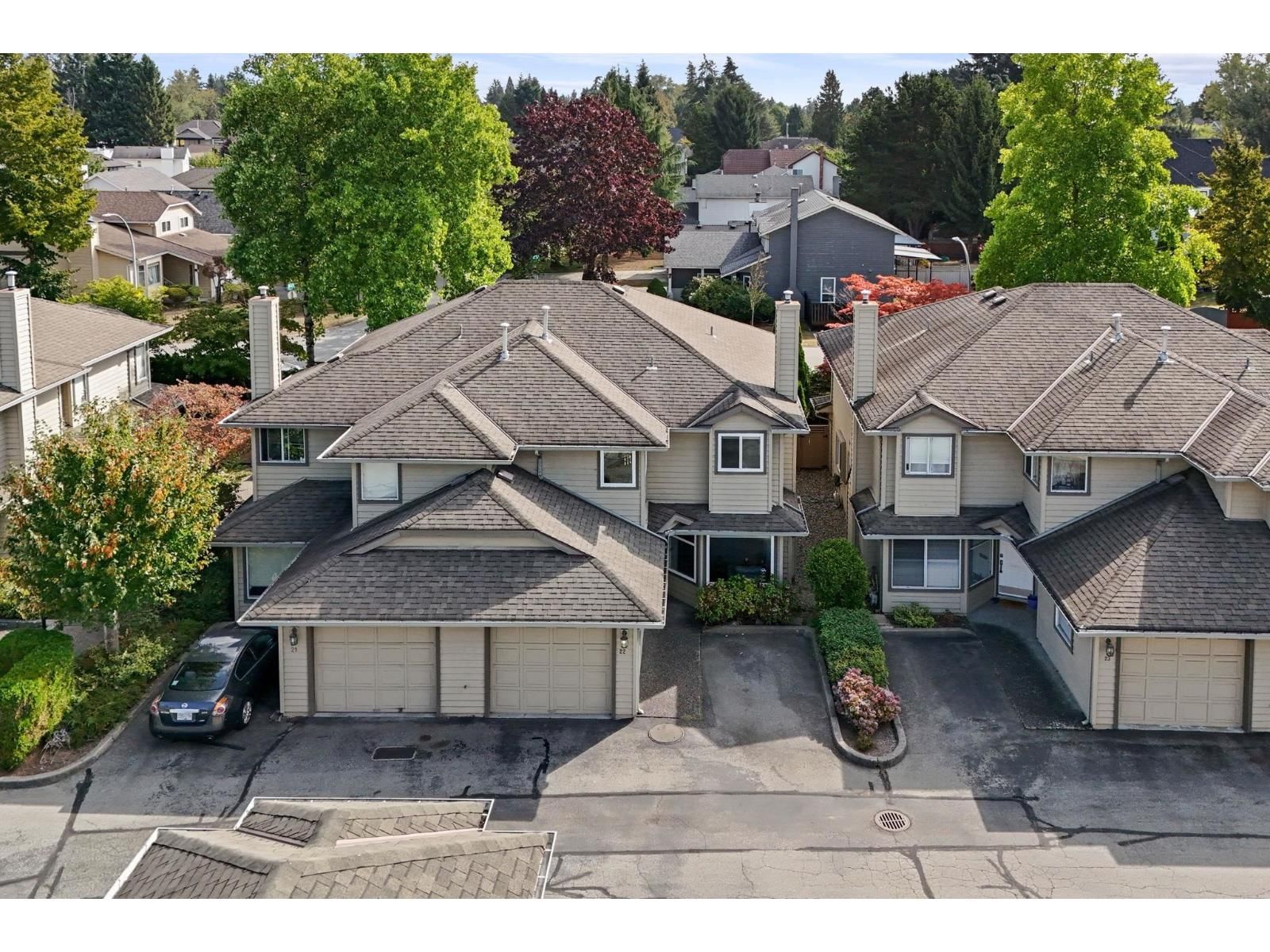 9727 152B Street, Surrey, British Columbia V3R 0G5