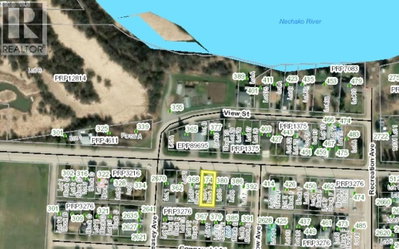 374 VICTORIA Street | Vanderhoof British Columbia | Slide Image Two