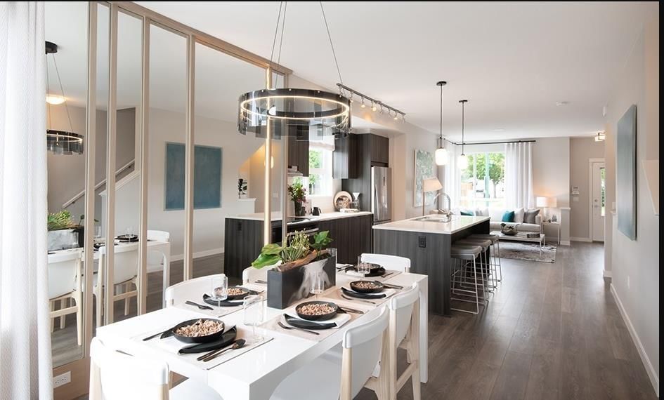 15111 EDMUND Drive, Surrey, British Columbia V3S 0A5