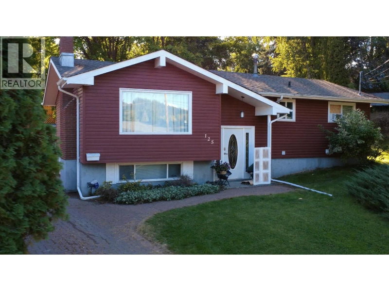 125 LINDSAY Street Quesnel British Columbia, V2J 3E4 - 4 Bedrooms Home For Sale