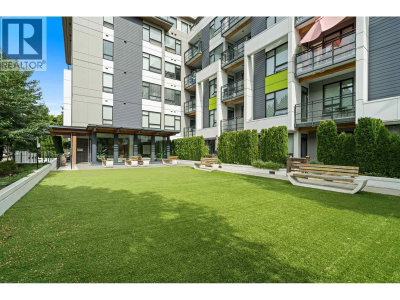 3038 ST GEORGE Street | Port Moody British Columbia | Slide Image Thirteen