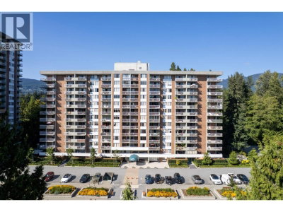 2012 FULLERTON Avenue | North Vancouver British Columbia | Slide Image Nineteen