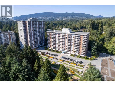 2012 FULLERTON Avenue | North Vancouver British Columbia | Slide Image Twenty-four