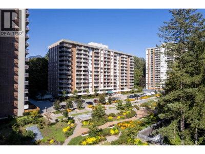 2012 FULLERTON Avenue | North Vancouver British Columbia | Slide Image Twenty-eight