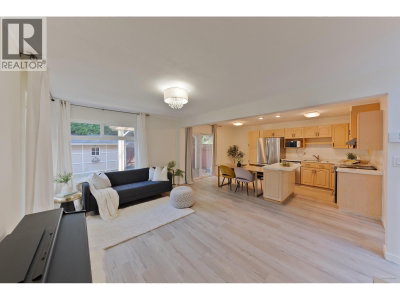 2512 BURIAN Drive | Coquitlam British Columbia | Slide Image Three