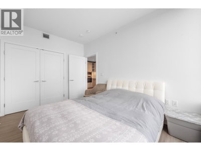 6699 DUNBLANE Avenue | Burnaby British Columbia | Slide Image Eighteen