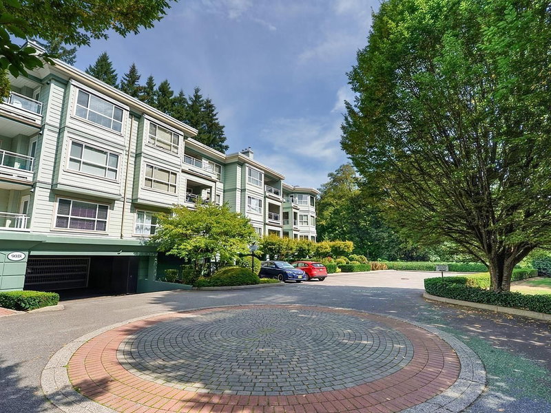 9018 208 Street Langley British Columbia, V1M 2Y8 - 2 Bedrooms Condo For Sale