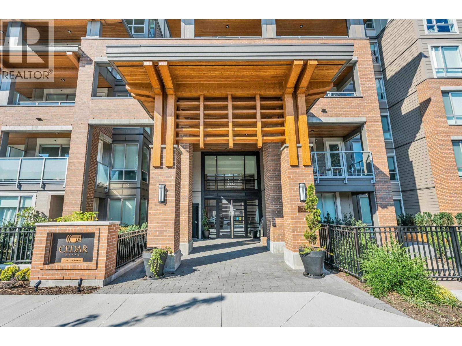 7133 14TH Avenue, Burnaby, British Columbia V3N 0H5