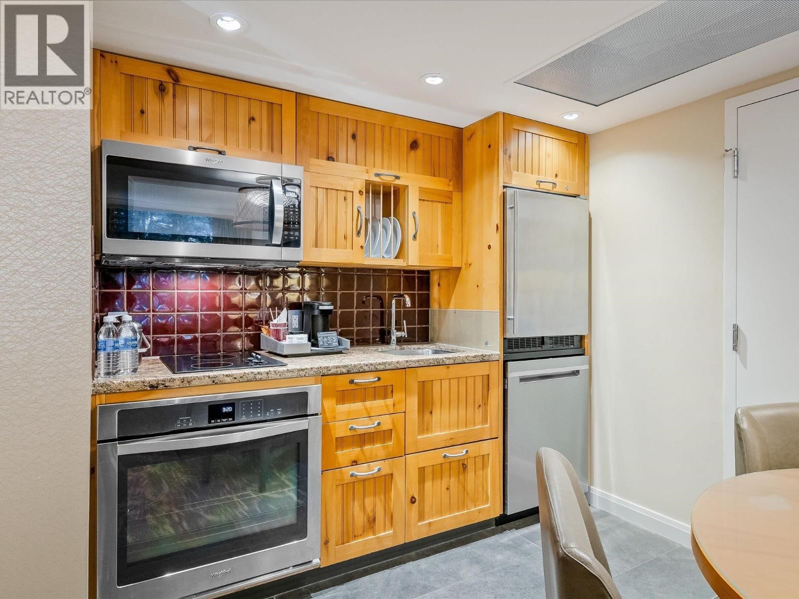 679 4090 WHISTLER Way property photo