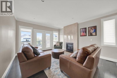 10154 247 Street | Maple Ridge British Columbia | Slide Image Six