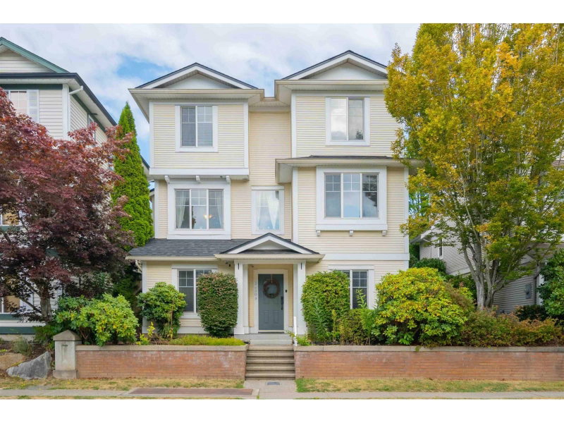36309 AUGUSTON Parkway South Abbotsford British Columbia, V3G 2Y7 - 4 Bedrooms Home For Sale