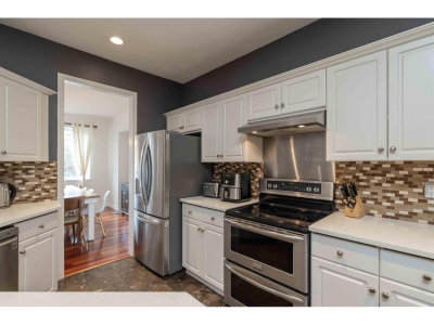 36309 AUGUSTON Parkway South | Abbotsford British Columbia | Slide Image Eleven