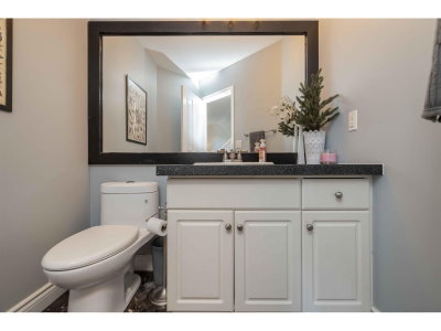 36309 AUGUSTON Parkway South | Abbotsford British Columbia | Slide Image Seventeen