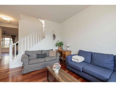 36309 AUGUSTON Parkway South | Abbotsford British Columbia | Slide Image Four