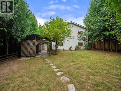 1120 WALLACE Court | Coquitlam British Columbia | Slide Image Thirty-four