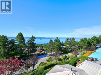 2236 FOLKESTONE Way | West Vancouver British Columbia | Slide Image Fifteen