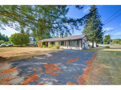 4985 246A Street | Langley British Columbia | Slide Image Three