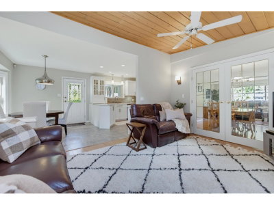 20424 43A Avenue | Langley British Columbia | Slide Image Sixteen