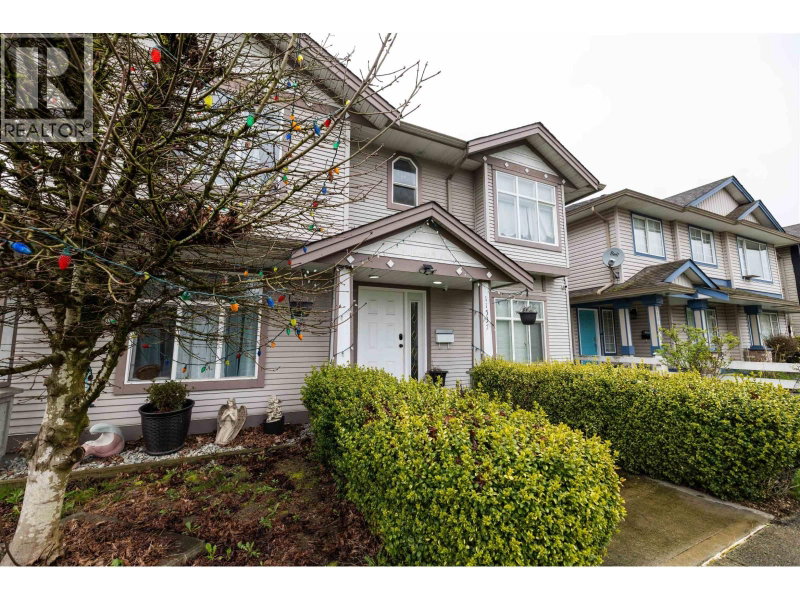 11537 240 Street Maple Ridge British Columbia, V2W 1A3 - 4 Bedrooms Home For Sale