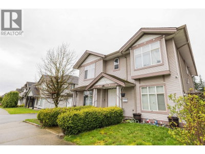 11537 240 Street | Maple Ridge British Columbia | Slide Image Three