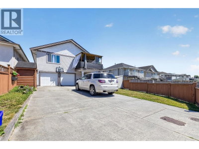 11537 240 Street | Maple Ridge British Columbia | Slide Image Thirty-five