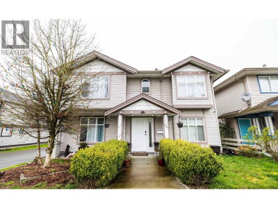 11537 240 Street | Maple Ridge British Columbia | Slide Image Four