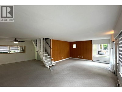 164 10TH Street | North Vancouver British Columbia | Slide Image Seven