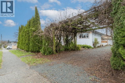 4856 SMITH Avenue | Burnaby British Columbia | Slide Image Eight
