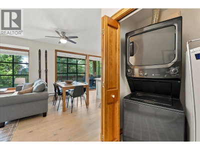 4652 BLACKCOMB Way | Whistler British Columbia | Slide Image Twelve