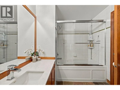 4652 BLACKCOMB Way | Whistler British Columbia | Slide Image Nineteen